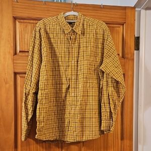 Men's BKE Yellow Plaid Button Up Shirt